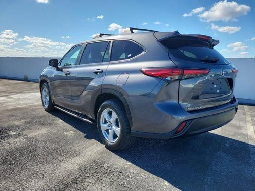 2023 Toyota Highlander L