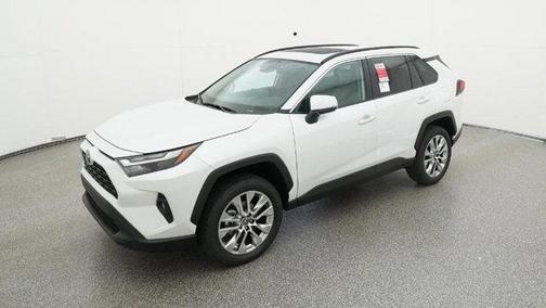 2025 Toyota RAV4 XLE Premium