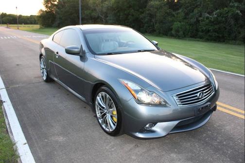 2012 INFINITI G37 Sport