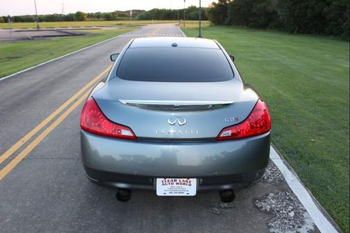 2012 INFINITI G37 Sport