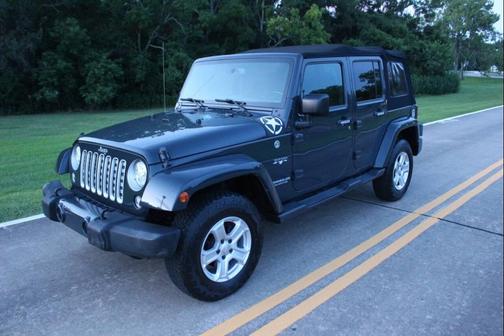 2017 Jeep Wrangler Unlimited Sahara