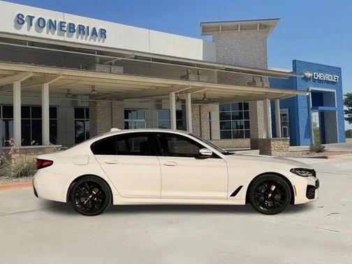 2022 BMW 540 i