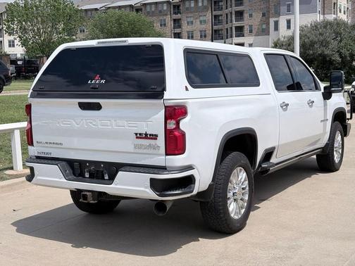 Summit White 2023 Chevrolet Silverado 2500 High Country