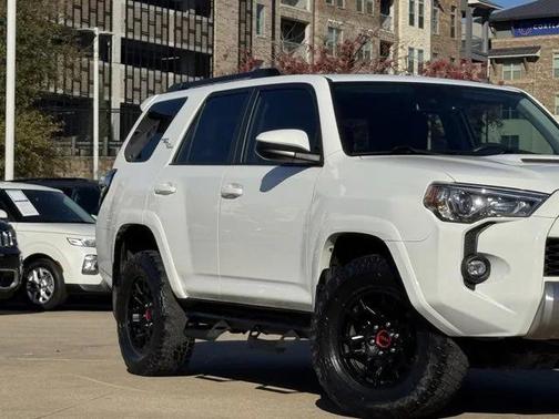 2022 Toyota 4Runner TRD Off Road