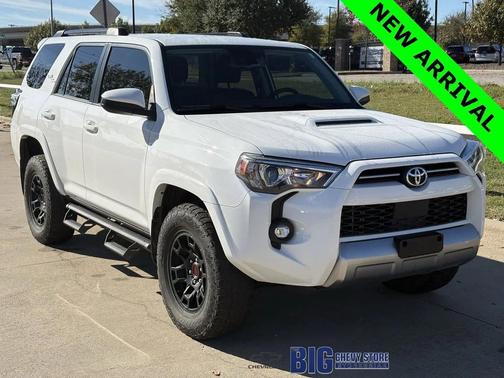 2022 Toyota 4Runner TRD Off Road