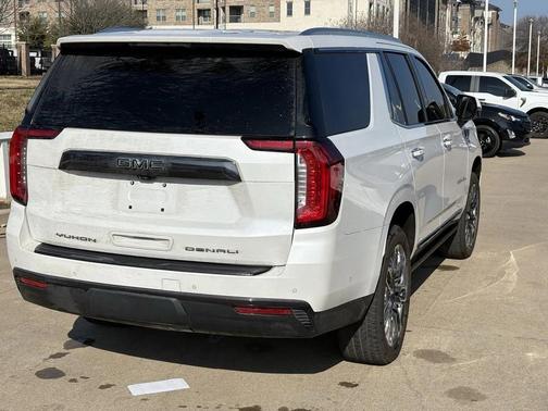 2024 GMC Yukon Denali Ultimate