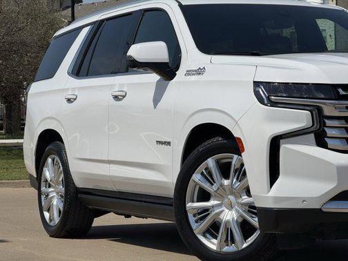 2022 Chevrolet Tahoe 4WD High Country