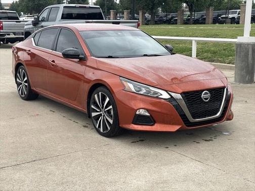 2021 Nissan Altima SR FWD