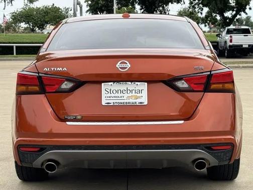 2021 Nissan Altima SR FWD