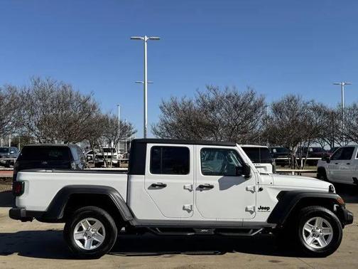 2020 Jeep Gladiator Sport S