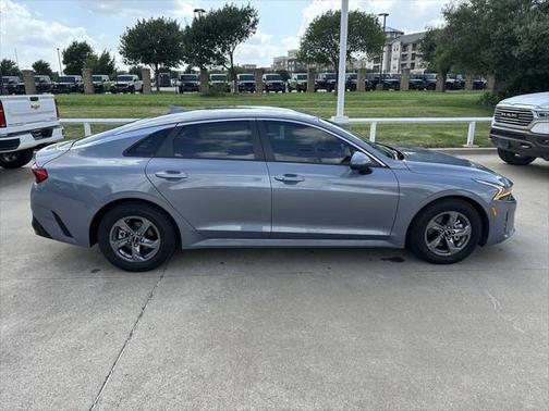 2023 Kia K5 LXS