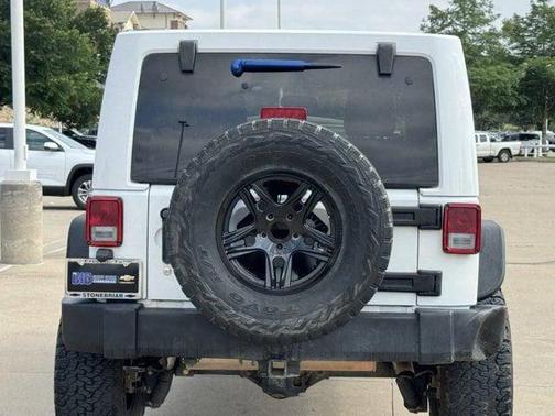 Bright White Clearcoat 2014 Jeep Wrangler Unlimited Sport