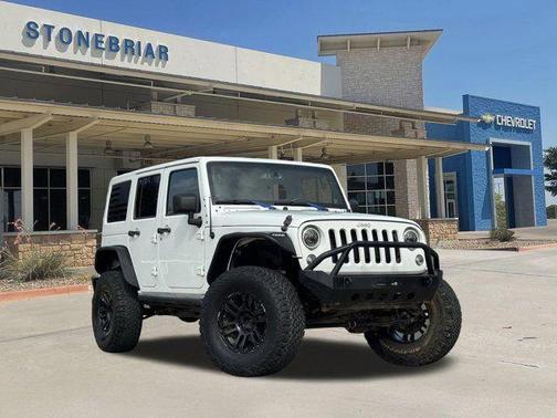 Bright White Clearcoat 2014 Jeep Wrangler Unlimited Sport