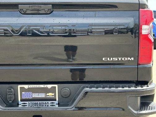 Black 2026 Chevrolet Silverado 1500 Custom