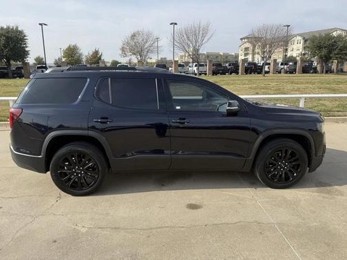 2022 GMC Acadia FWD SLT