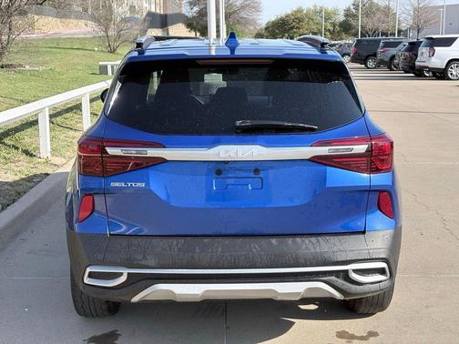 Neptune Blue 2022 Kia Seltos S