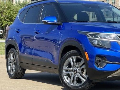 Neptune Blue 2022 Kia Seltos S