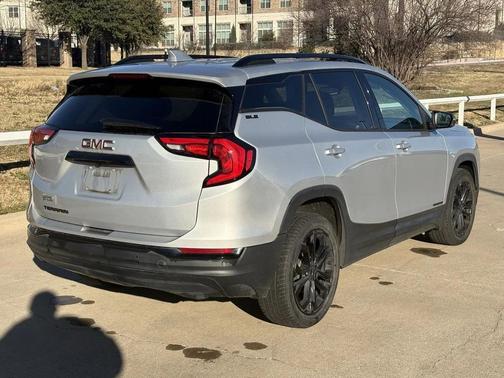 2021 GMC Terrain SLE