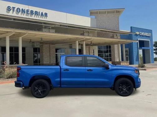 2025 Chevrolet Silverado 1500 Custom