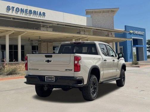 White Sands 2026 Chevrolet Silverado 1500 ZR2