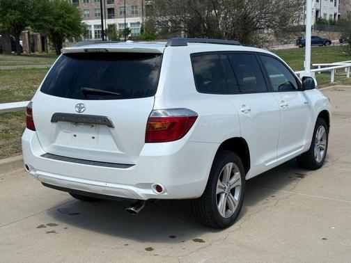 2010 Toyota Highlander Sport