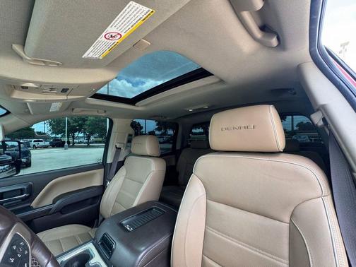 Red Quartz Tintcoat 2018 GMC Sierra 3500 Denali