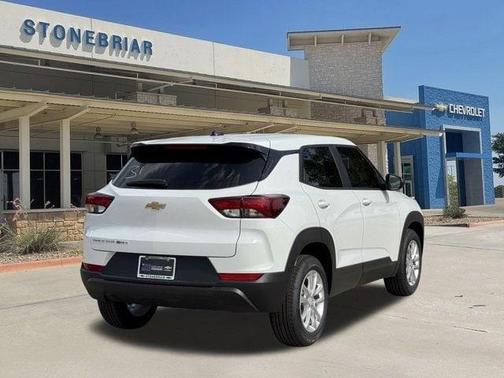 Summit White 2026 Chevrolet Trailblazer LS