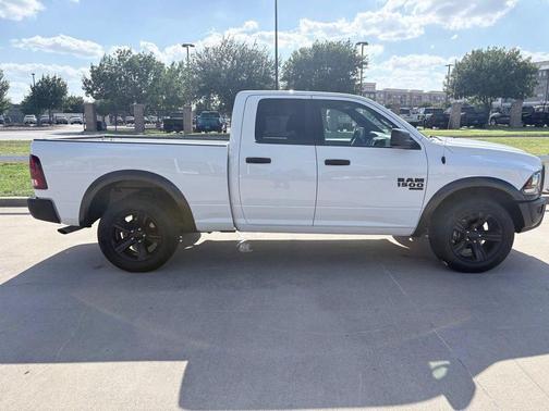 Bright White Clearcoat 2022 RAM 1500 Classic Warlock Quad Cab 4x4 6'4' Box