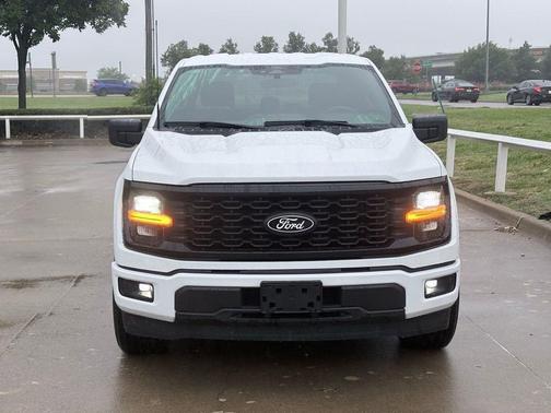 Oxford White 2024 Ford F-150 STX