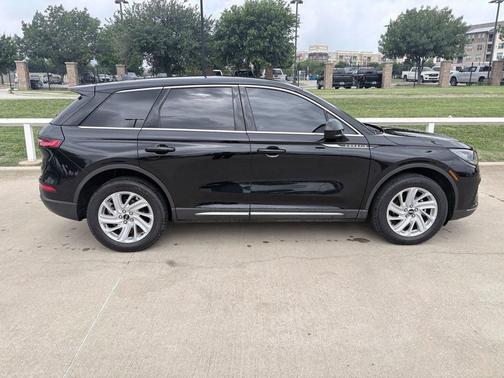 Infinite Black Metallic Clearcoat 2023 Lincoln Corsair Standard