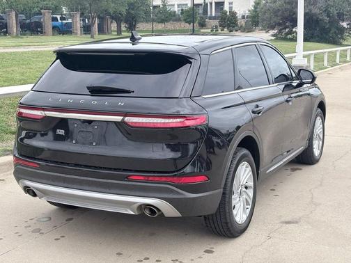 Infinite Black Metallic Clearcoat 2023 Lincoln Corsair Standard