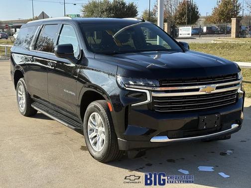 2025 Chevrolet Suburban LS