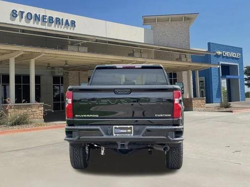 2025 Chevrolet Silverado 2500 Custom
