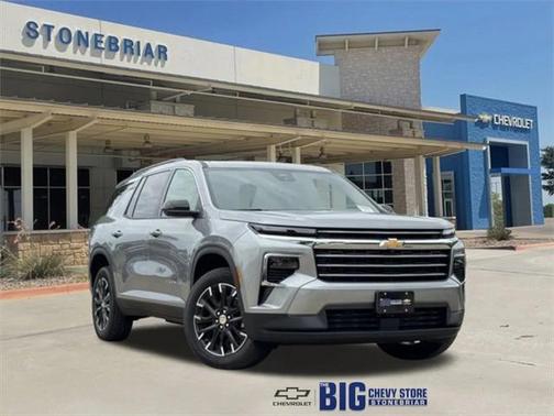 2025 Chevrolet Traverse LT