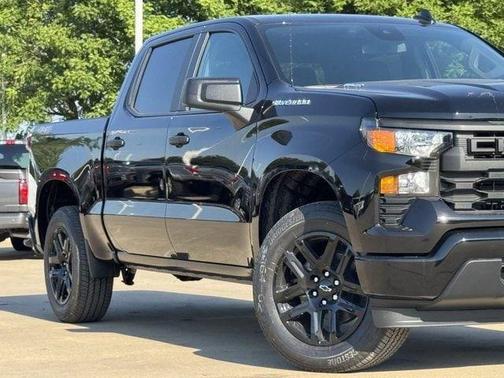 Black 2026 Chevrolet Silverado 1500 Custom