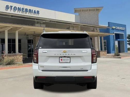 2023 Chevrolet Suburban LT