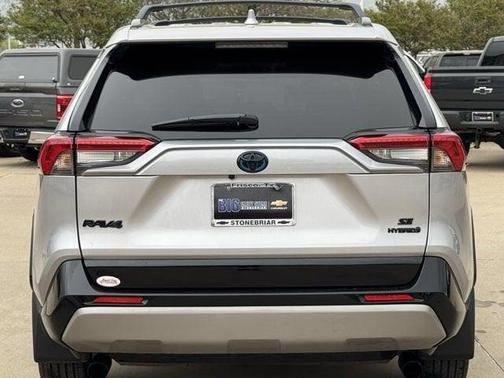 2024 Toyota RAV4 Hybrid SE