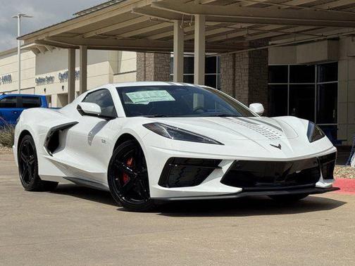 Arctic White 2026 Chevrolet Corvette Stingray w/3LT