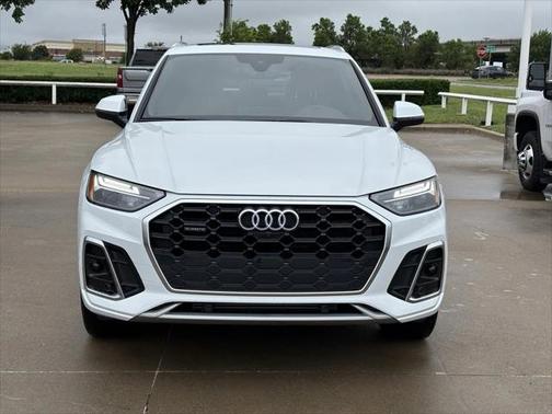 2023 Audi Q5 45 S line Premium Plus