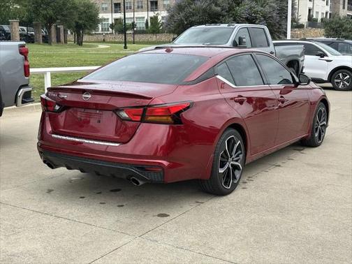 2023 Nissan Altima SR FWD