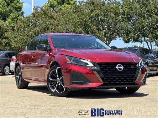 2023 Nissan Altima SR FWD