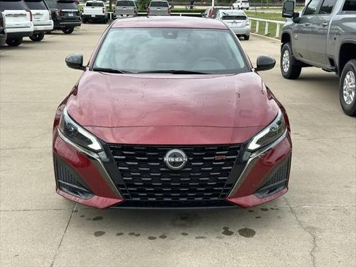 2023 Nissan Altima SR FWD