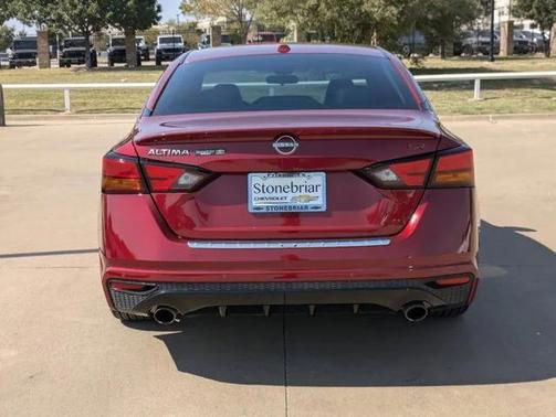 2023 Nissan Altima SR FWD