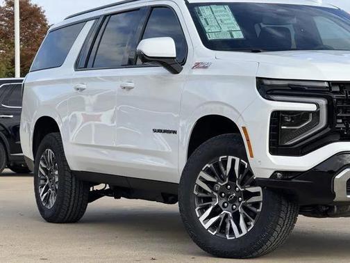 2026 Chevrolet Suburban Z71, 4WD