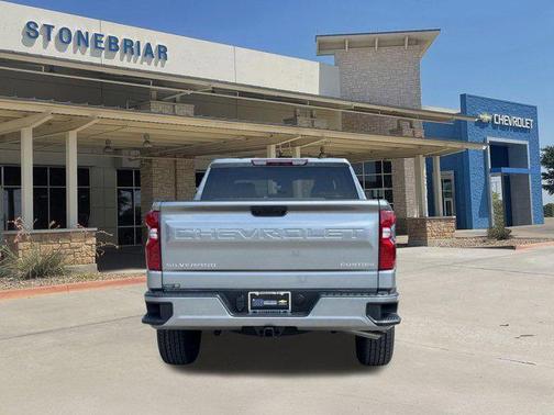 2025 Chevrolet Silverado 1500 Custom