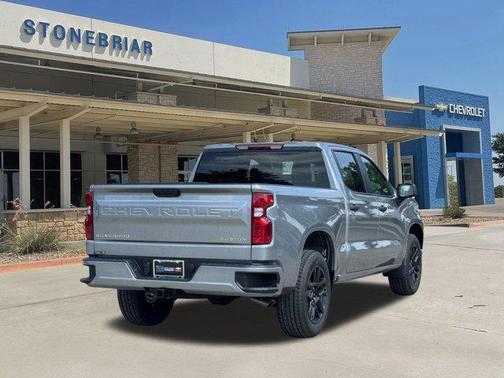 2025 Chevrolet Silverado 1500 Custom