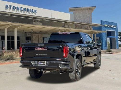 Onyx Black 2023 GMC Sierra 2500 AT4