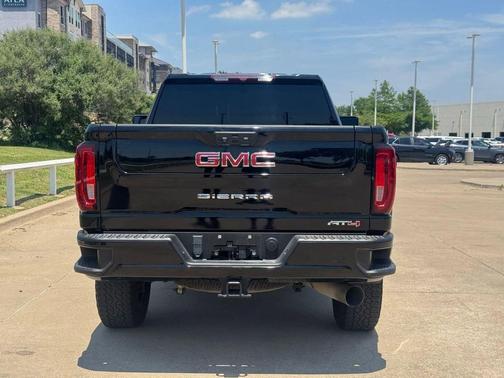 Onyx Black 2023 GMC Sierra 2500 AT4