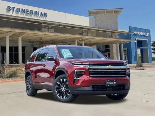 2025 Chevrolet Traverse LT