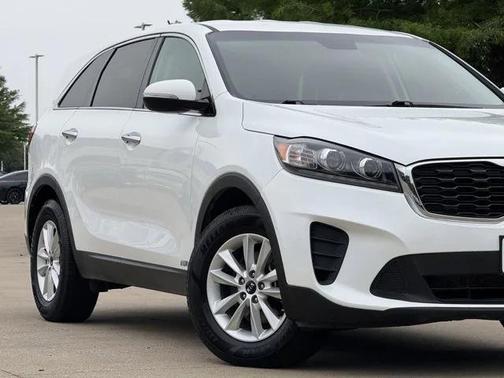 2020 Kia Sorento LX